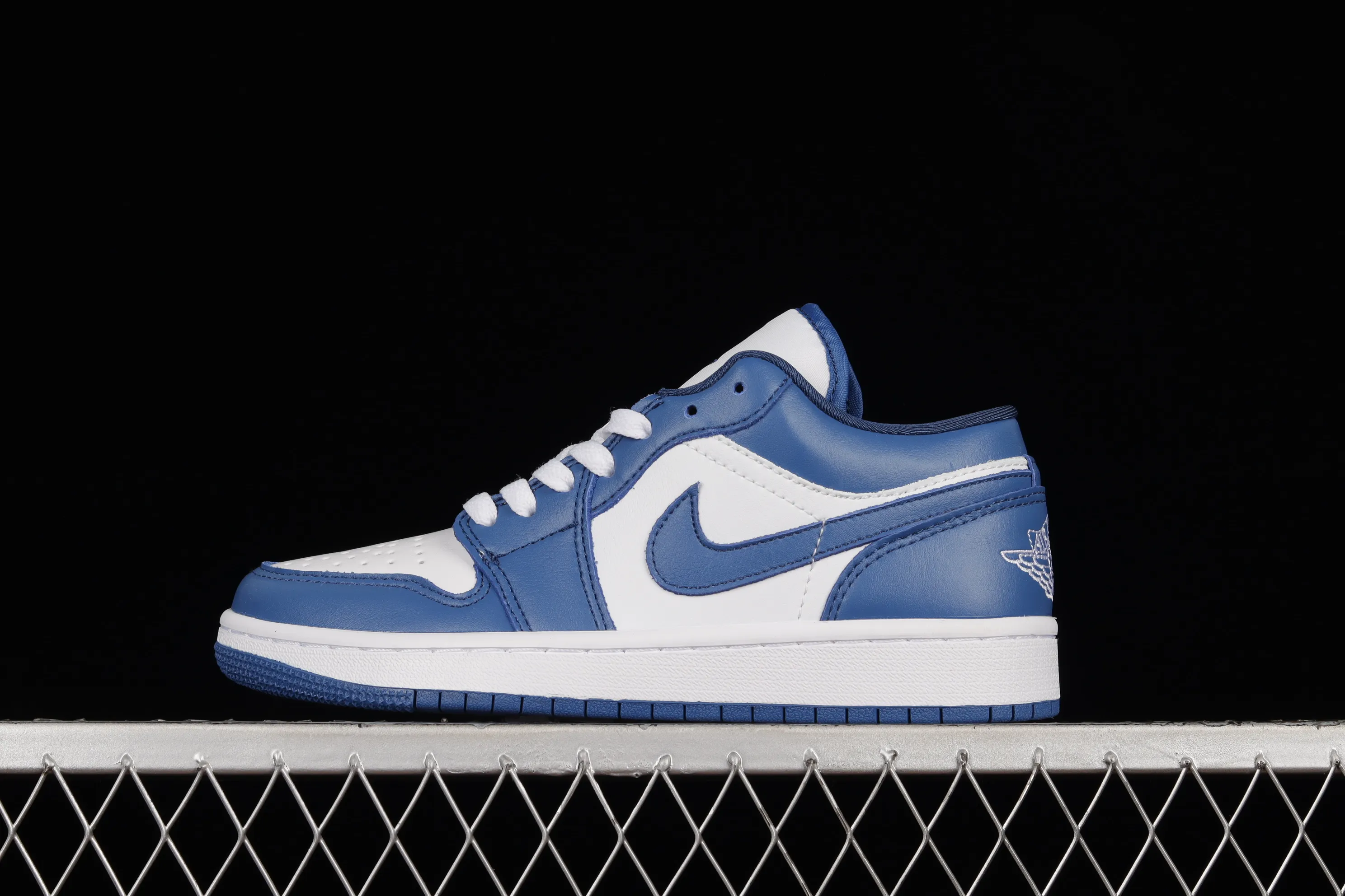 All categories Air Jordan Jordan series basketball shoes Air Jordan 1 Low Z version Air Jordan 1 Low "Marina Blue" AJ1 Joe 1 white and blue cultural basketball shoes DC0774-114
